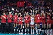 乐鱼软件-中国女排头名出线 自由人和二传发挥决定“终点”